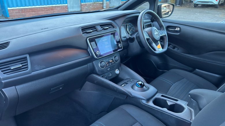 Nissan LEAF 110kW Acenta 39kWh 5dr Auto Electric Hatchback